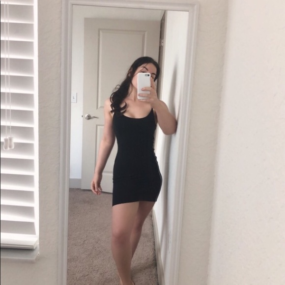 Brandy Melville Dresses & Skirts - Brandy Melville Mini Dress| Black